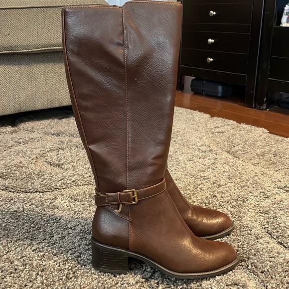 Boots by Chaps - Picture 1 of 7